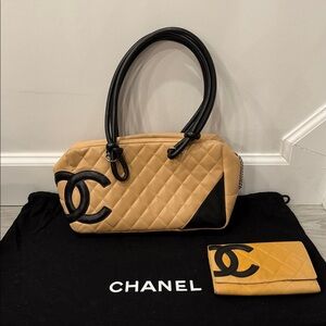 CHANEL C0200 Tan & Black Leather Quilted Handbag - WITH matching wallet